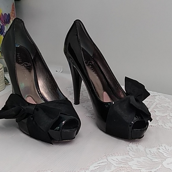 🍊Paris Hilton Black Peep-Toe 4" Pumps w/Bow - Picture 7 of 8